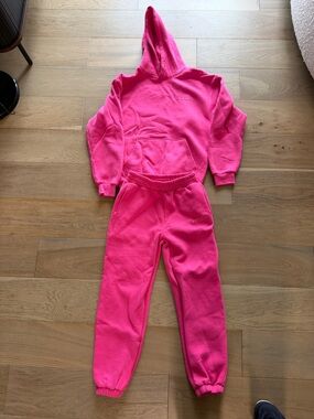 Comfrt Hot Pink Hoodie and Sweatpants Set- Never Worn!